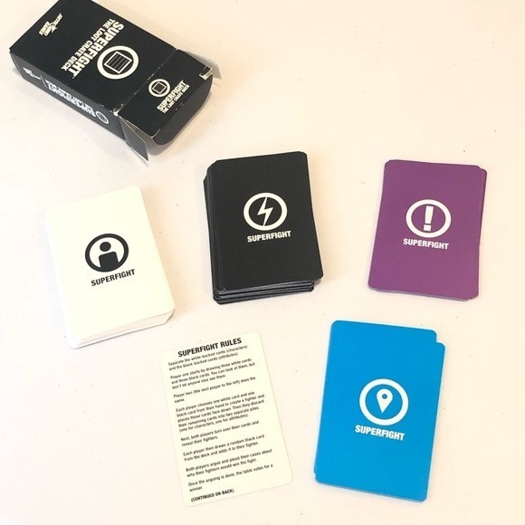 Superfight The Loot Crate Deck Edition - Picture 5 of 8